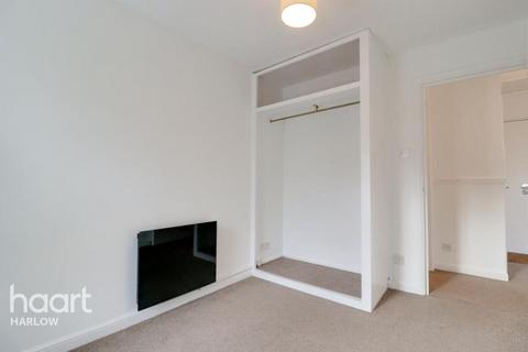 1 bedroom flat to rent, Station Road, Sawbridgeworth