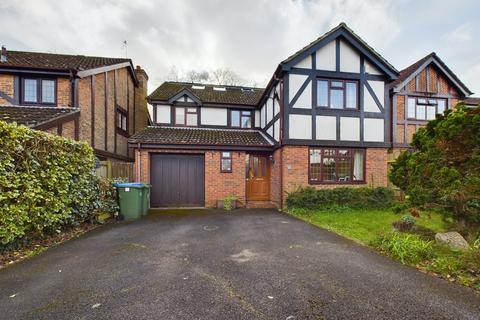 6 bedroom detached house to rent, Highnam Gardens , Southampton SO31