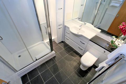 2 bedroom flat to rent, 645H Great Northern Road, Aberdeen, AB24 2BX