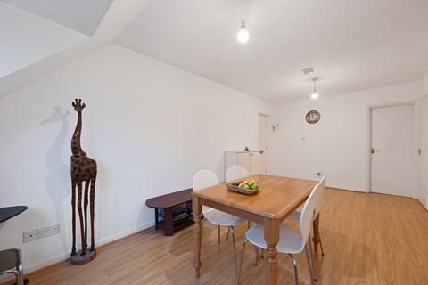 1 bedroom flat for sale, Kelly Court, Northwick Avenue, Kenton, Harrow HA3