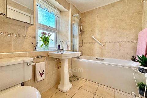 27 Barrmill Road, Beith, KA15 1EU