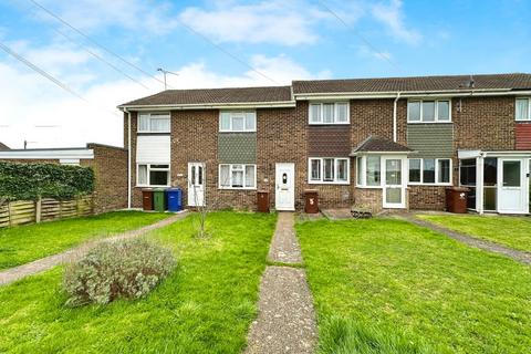 2 bedroom terraced house for sale, Farnaby Way, Stanford-Le-Hope, SS17