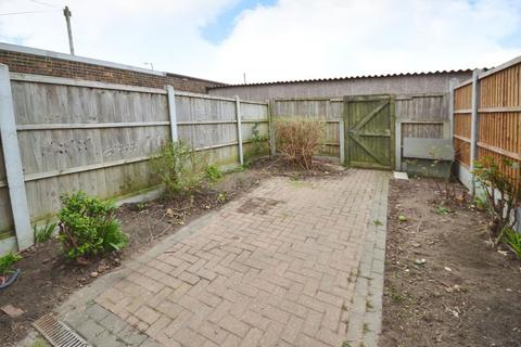 3 Farnaby Way, Stanford-le-hope, SS17 8QZ