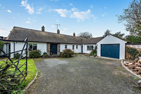 4 bedroom detached house for sale - Newport, Pembrokeshire SA42