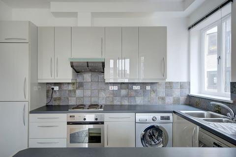 2 bedroom apartment for sale - Marshall Street, London, W1F