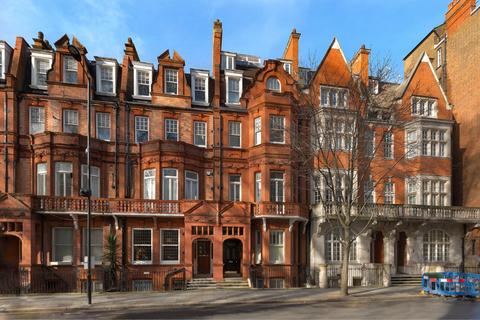 2 bedroom apartment for sale - Lower Sloane Street, London, SW1W