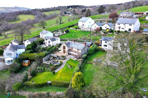 4 bedroom detached house for sale, Maes Mawr Road, Llangollen, LL20