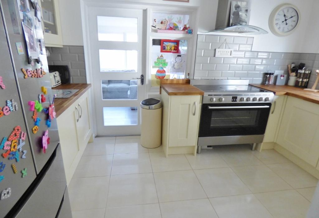 Fitted Kitchen