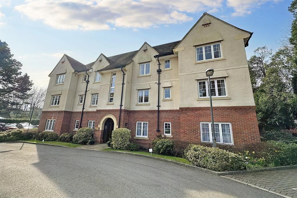 Ferndown 2 bed retirement property for sale £235,000