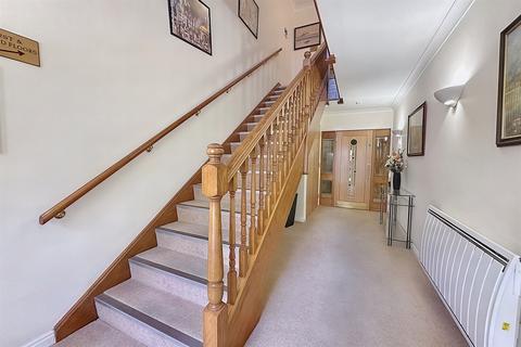 2 bedroom retirement property for sale, Ferndown