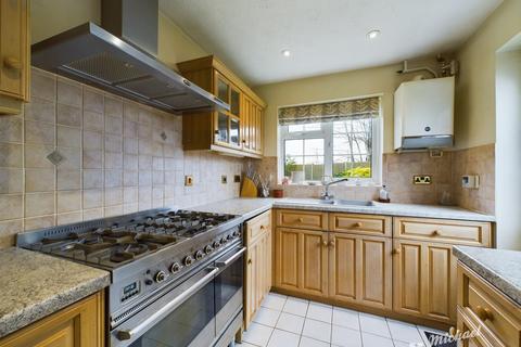 3 bedroom detached house for sale, Wallace End, Aylesbury, Buckinghamshire