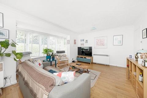 2 bedroom apartment to rent - Linwood Close, Camberwell, London, SE5