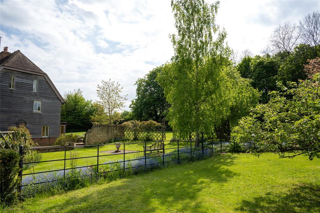 Side Garden