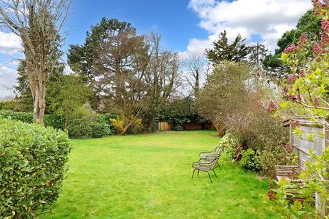4 bedroom detached house for sale, Woodside Avenue, Beaconsfield, Buckinghamshire, HP9