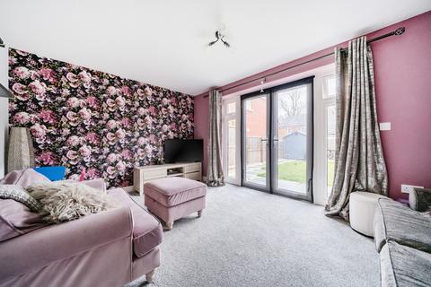 2 bedroom end of terrace house for sale, Glengarry Way, Greylees, Sleaford, NG34