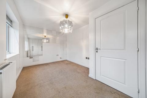 3 bedroom townhouse for sale - Hamble Drive, Hayes, UB3