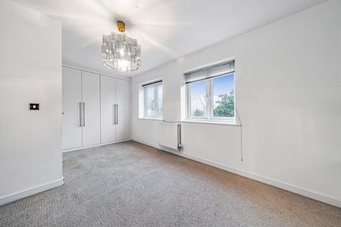 14 Hamble Drive, Hayes, UB3 2FN
