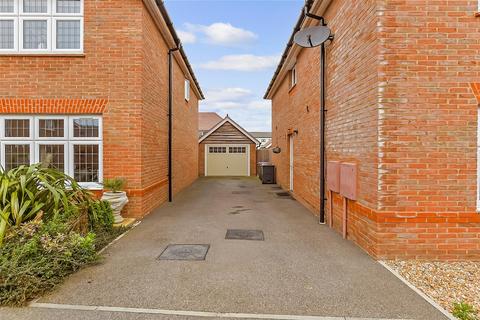 12 Cooper Drive, Herne Bay, CT6 5FF