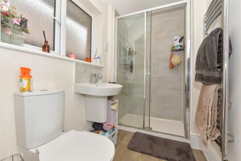 12 Cooper Drive, Herne Bay, CT6 5FF