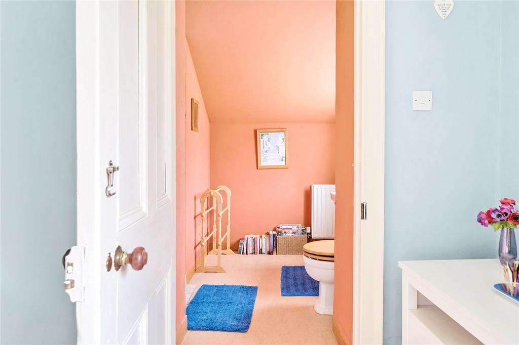 Ensuite Bedroom 1