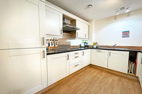 2 bedroom apartment for sale - High Street, Knowle, B93