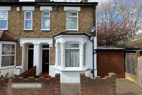 2 bedroom end of terrace house for sale - Colville Road, London N9