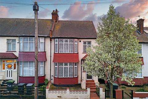 3 bedroom terraced house for sale - Higham Road, London, N17