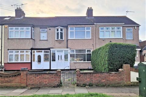 4 bedroom terraced house for sale - South End Road, South Hornchurch, Essex RM13 7XT