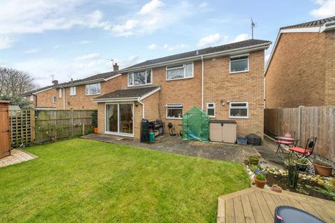 4 bedroom detached house for sale - Mowbray Close, Bromham