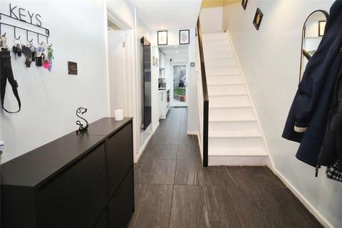 3 bedroom terraced house to rent, Ardleigh, Basildon, SS16