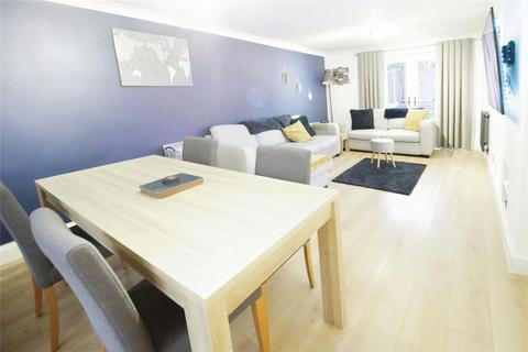 3 bedroom terraced house to rent, Ardleigh, Basildon, SS16