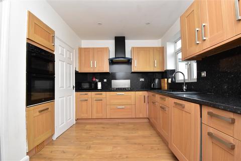 2 Tudor Close, Dartford, DA1 3HU