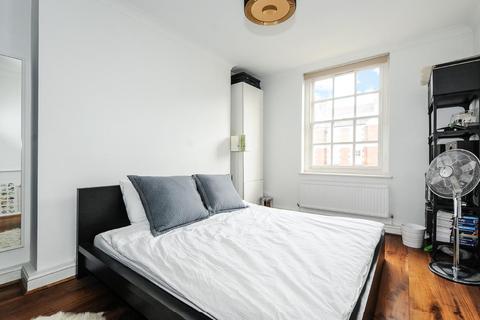 2 bedroom flat for sale, Scott Ellis Gardens, St John's Wood