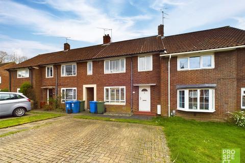 3 bedroom terraced house to rent, Honeyhill Road, Bracknell, Berkshire, RG42