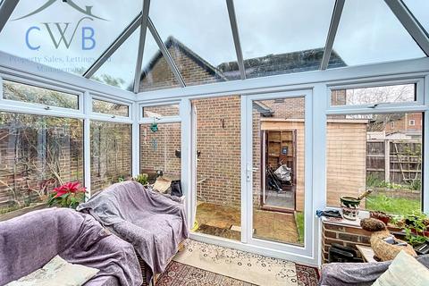 31 Ashbee Close, Snodland, ME6 5HQ