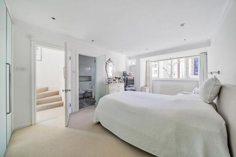 4 bedroom end of terrace house for sale - Melbury Road, Kensington