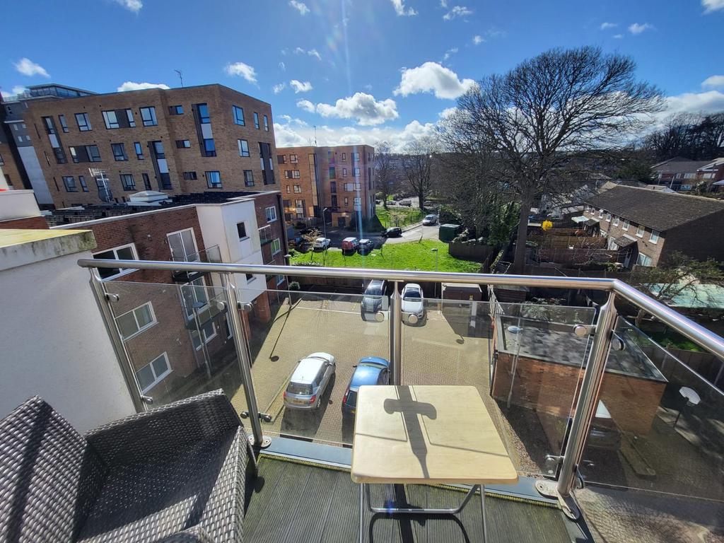 Penthouse Flat for Sale with 2 Balconies