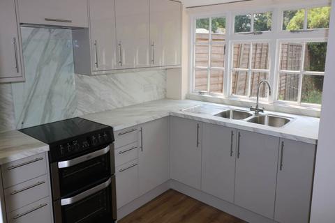 6 bedroom house to rent, Sedgwick Street, ,