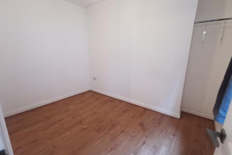 1 bedroom flat for sale, Buxton Road, Great Moor, Stockport