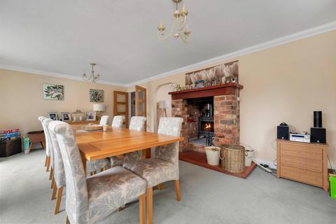 4 bedroom detached house for sale, Toft, Bourne