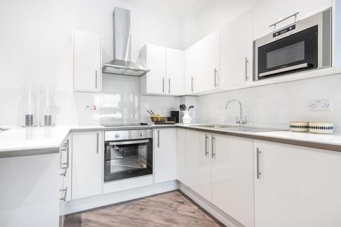 2 bedroom flat to rent, Croydon, CR0
