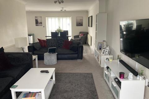 10 Wolmer Close, Edgware, HA8 8PU