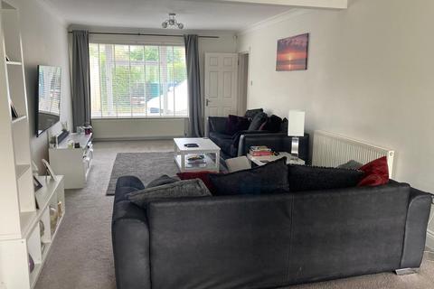 10 Wolmer Close, Edgware, HA8 8PU