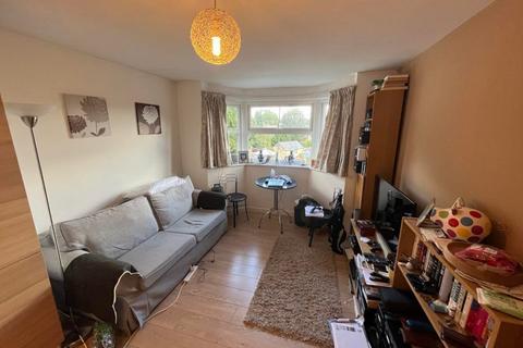 1 bedroom flat for sale, Warren Court, Lambourn RG17