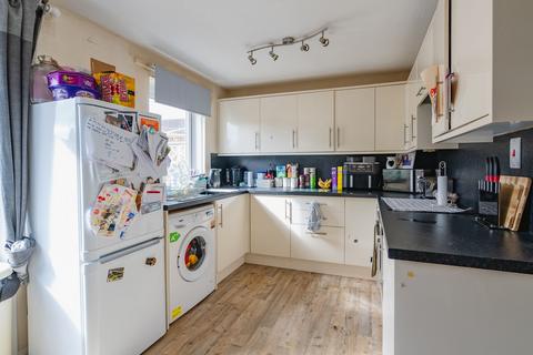 2 bedroom terraced house for sale - Tower Gardens, Crediton, EX17