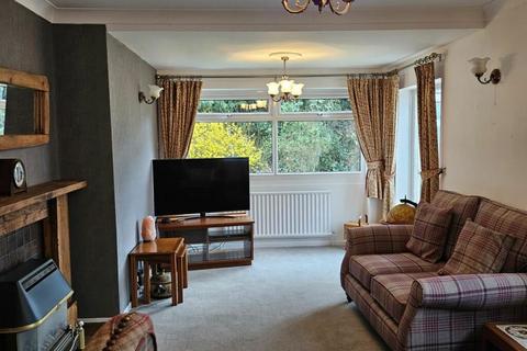 2 bedroom bungalow for sale - Willow Lane, Gedling, Nottingham, Nottinghamshire, NG4 4DG