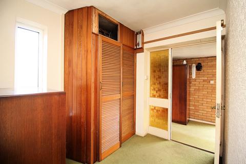 125 Barry Drive, Kirby Muxloe, Leicester, LE9 2HJ