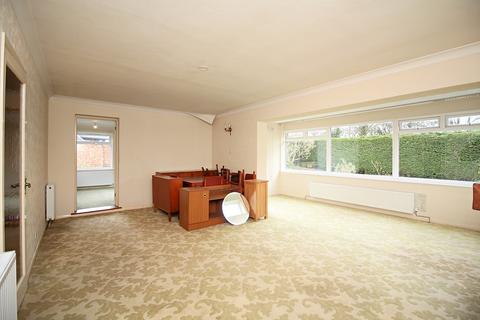 125 Barry Drive, Kirby Muxloe, Leicester, LE9 2HJ