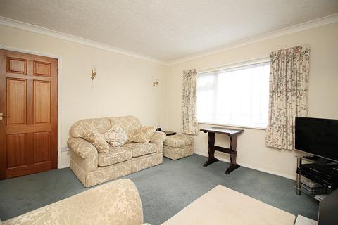 3 bedroom end of terrace house for sale - East Avenue, Syston, LE7