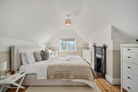 2 bedroom flat for sale, High Wycombe,  Buckinghamshire,  HP11